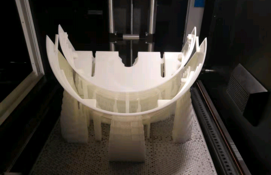 為什么要選擇SLA 3D打印機(jī)？使用SLA 3D打印機(jī)的好處有哪些？